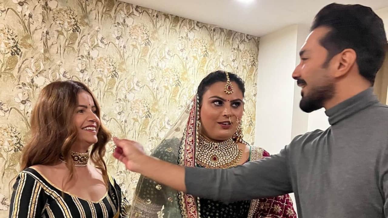 chak de india actress tanya abrol married to Ashish Verma rubina dilaik abhinav shukla attend her wedding