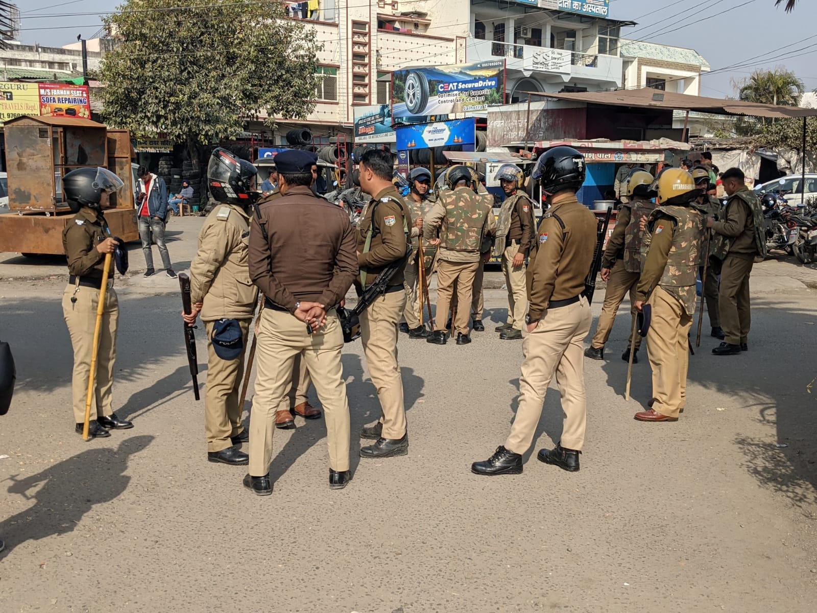 Uttarakhand band on the call of unemployed union youths Protes police force deployed alert