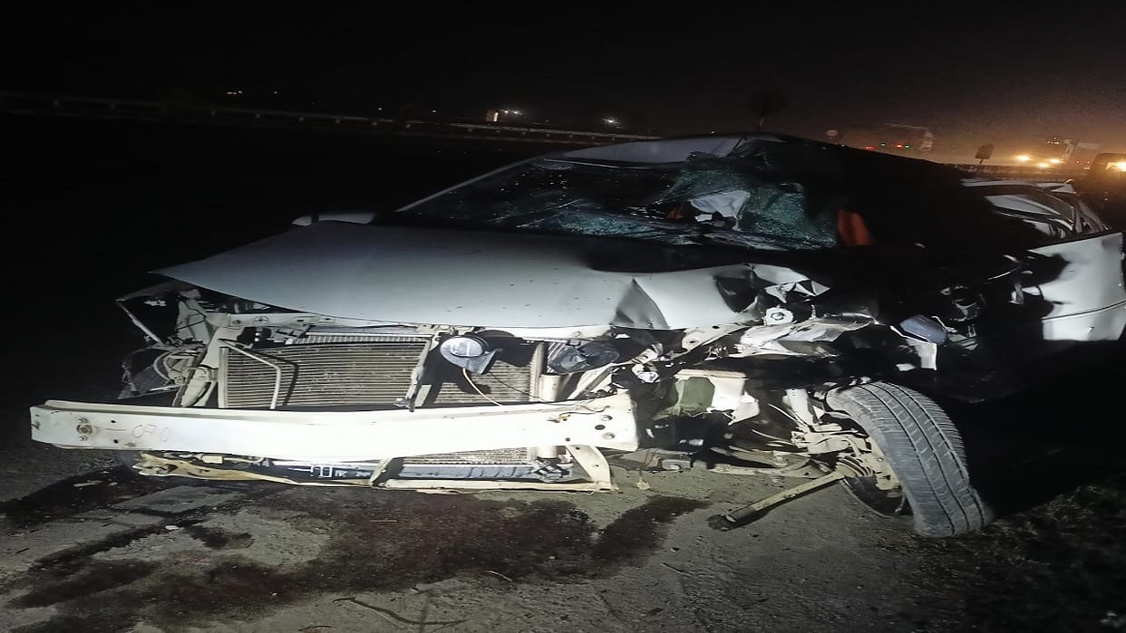 one killed and two injured due to Car collided with truck while overtaking on varanasi Ring Road