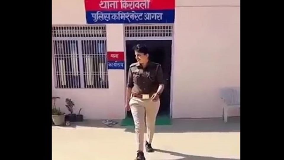 up police Women constables reel on Instagram During Job
