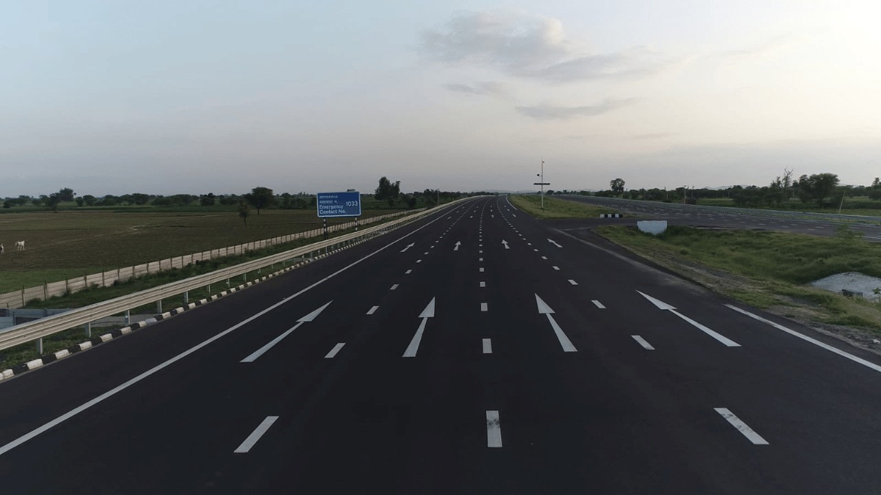 Car owners could now face fine for driving with poor-quality tyres on Mumbai-Nagpur expressway