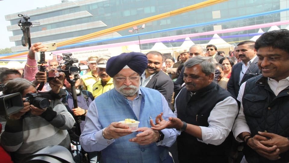 Hardeep Singh Puri inaugurates G20 International Food Festival in Delhi