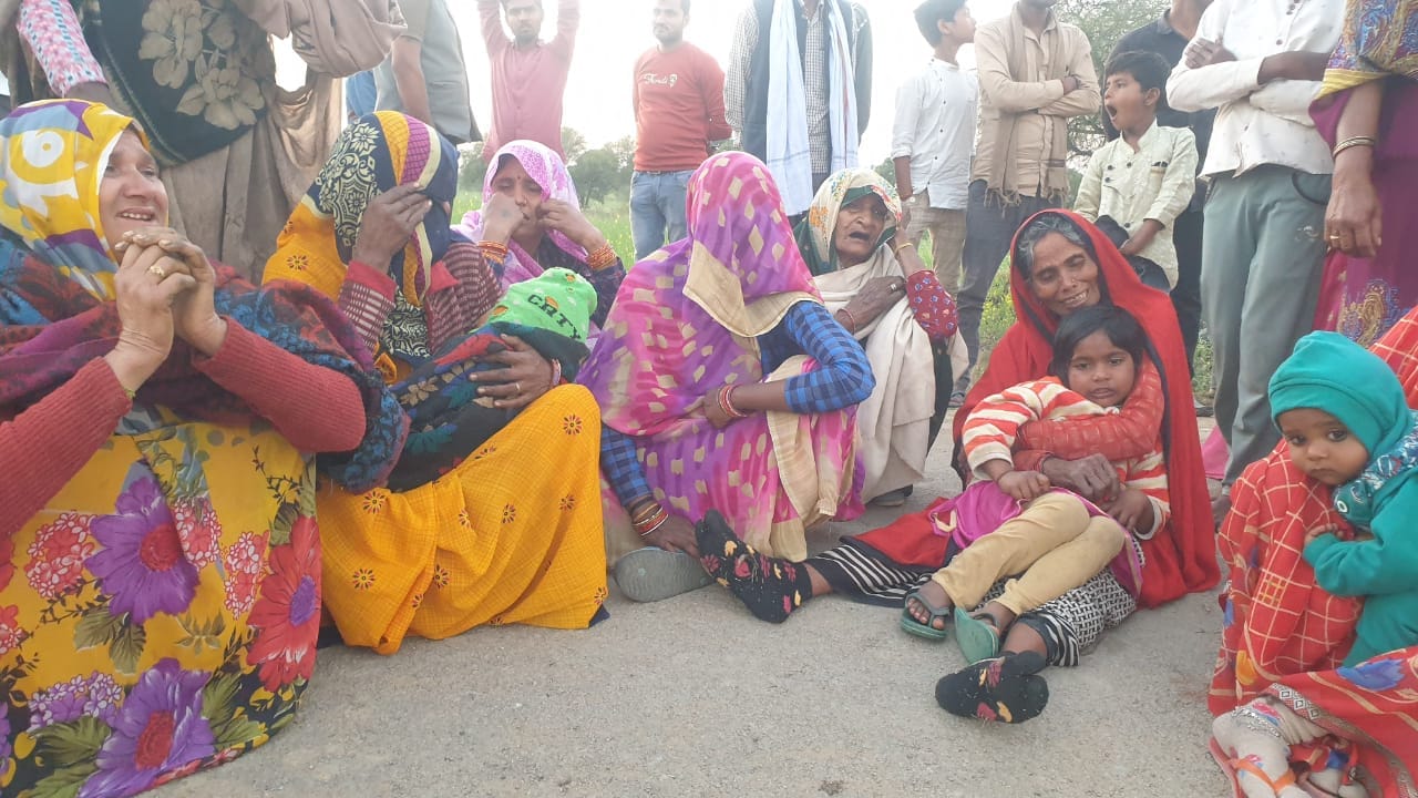 Body of missing woman found lying in field in Banda, field unit collects evidence