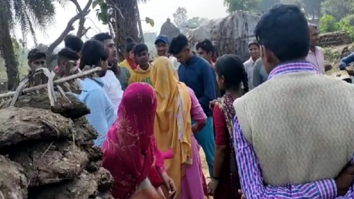 Meerut News: Protest against water tank, women created ruckus and police reached the spot
