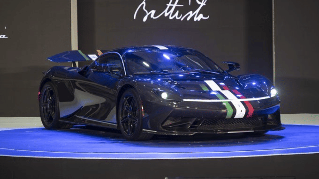 mahindra showcased worlds fastest electric car pininfarina battista and two electric suv BE 05 and xuv e9