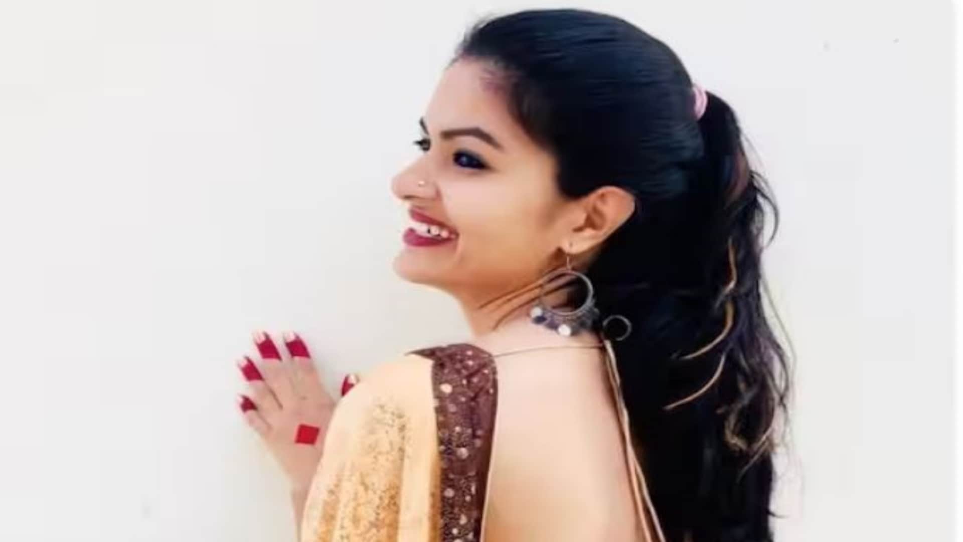 Rajasthan Valentine Week Pooja Singh You Will Stunned to See Her Pictures Who Describe Herself as Wife of Lord