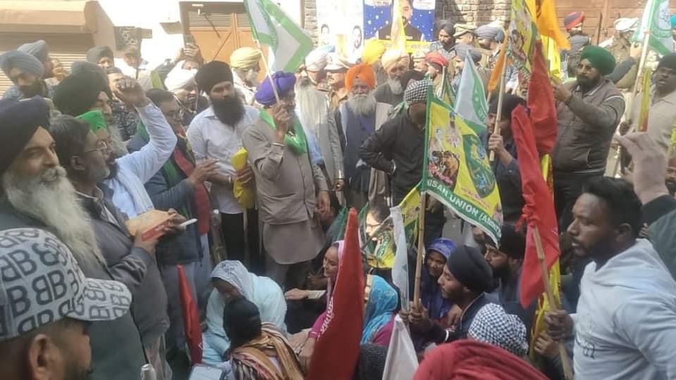 Jalandhar: People of Latifpura Sit outside MLA Sheetal Angural house