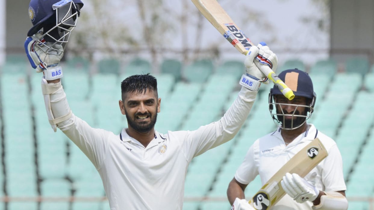 Ranji Trophy Bengal Strong against Madhya Pradesh close to reaching the final Saurashtra heavy on Karnataka
