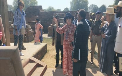 Hillary Clinton told herself blessed after coming to mahatma buddha preaching place sarnath varanasi