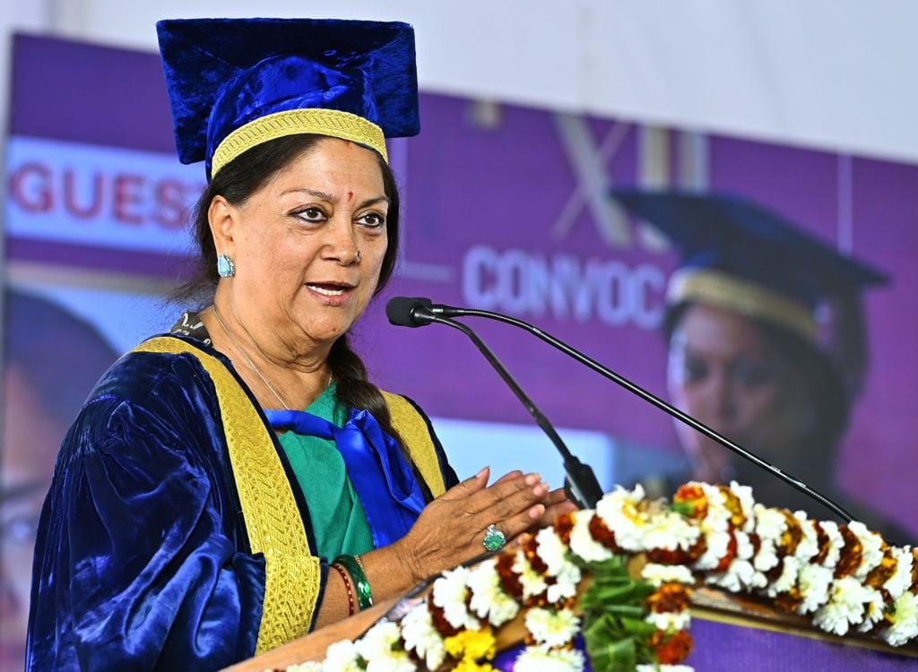 Rajasthan: Ex Cm Vasundhara raje said- I am also a mother, can feel the pain of Reet candidates and children