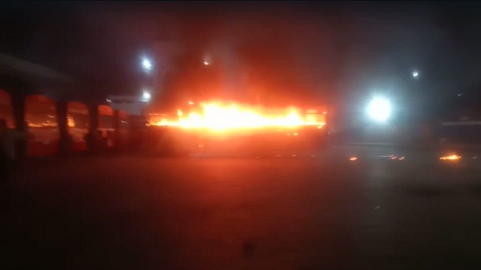 Bus parked at Charbagh bus stand caught fire
