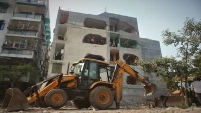 Delhi : विरोध के बीच दूसरे दिन भी चला डीडीए का बुलडोजर, नए सिरे से होगा सीमांकन महरौली में चला बुलडोजर...