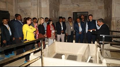 जी-20 समिटः ताज के संरक्षण के बारे में जानकर चकित रह गए मेहमान, 'अच्छा...दाल, बताशे और बेल से सहेजा जाता है' जी-20 देशों के मेहमानों ने ताज का दीदार किया