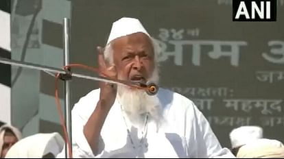 जमीयत उलेमा-ए-हिंद के मंच पर बवाल: मौलाना अरशद मदनी बोले- ओम और अल्लाह एक; भड़के धर्मगुरुओं ने छोड़ा मंच मौलाना अरशद मदनी
