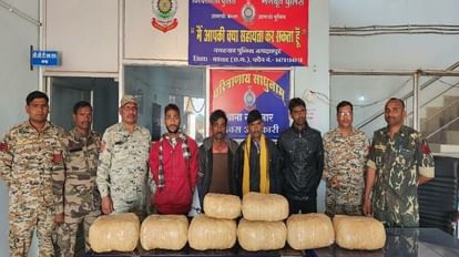 यूपी के तस्करों की पैंतरेबाजी फेल: पुलिस से बचने को नए ऑटो में सवारी बनकर ले जा रहे थे गांजा, चार हुए गिरफ्तार पुलिस की गिरफ्त में आरोपी