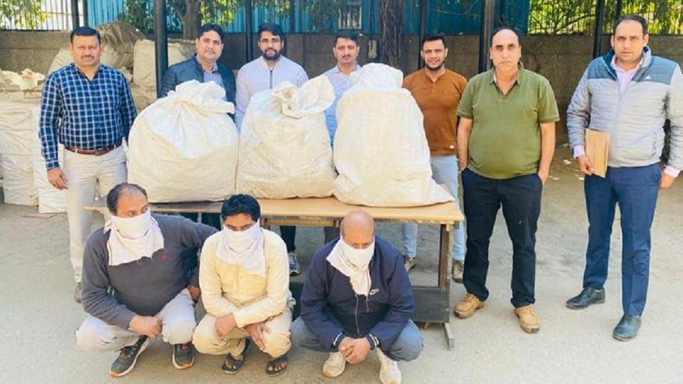 Delhi Police arrested 3 drug smugglers with more than one quintal of cannabis