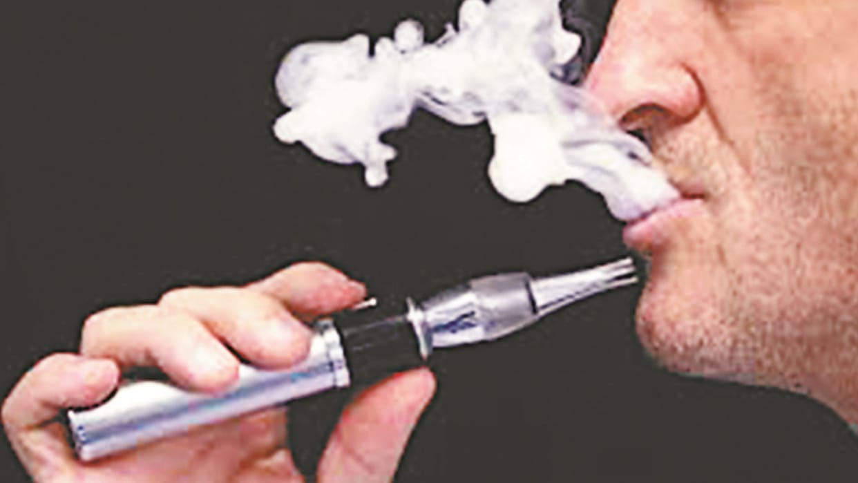 Tanda Medical College Research: Electronic Cigarette risk of Heart Attack