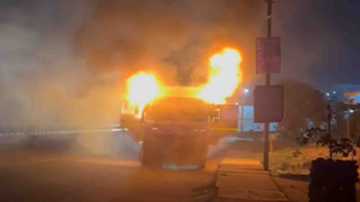 Kanpur Dehat: sudden fire broke out in moving truck