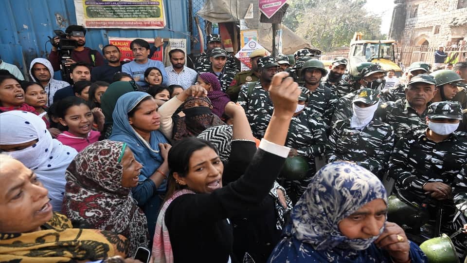 DDA demolished houses in Mehrauli on the fourth day as well