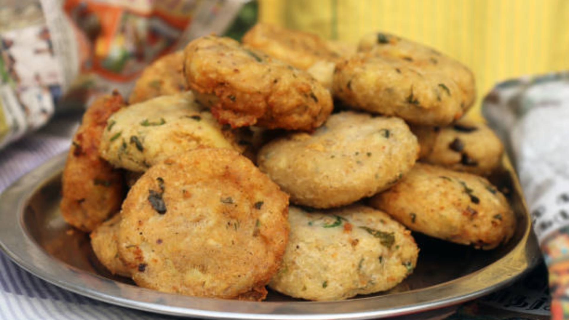 Maha Shivratri 2023 Falahari Tikki Recipes Tips to Make Special Vrat Wali Tikki News in Hindi