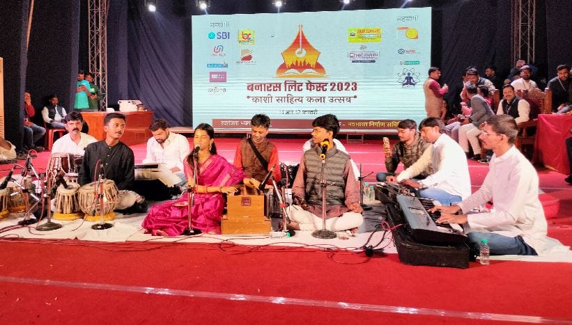 Maithili Thakur spectacular performance in bhu sahita kala utsav banaras lit fest