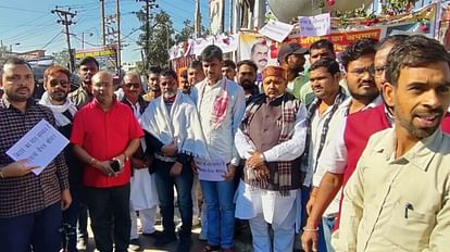 Bihar : DG शोभा अहोटकर का दर्द बढ़ा, नीतीश के नालंदा से JNU तक IG विकास वैभव के लिए प्रदर्शन आईपीएस विकास वैभव के साथ बिहारी अस्मिता की लड़ाई में नालंदा के लोग शामिल हुए।
