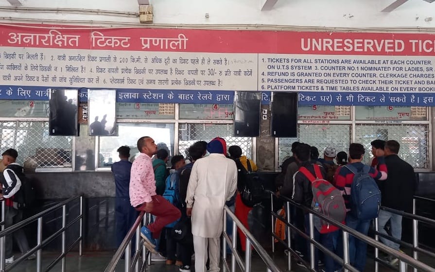 11 LEDs of 31 inches will be installed on unreserved, reserved and current counters, railway ticket information will be available