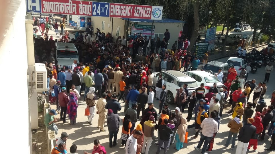 People of Nepalese community demonstrated at Hisar Civil Hospital