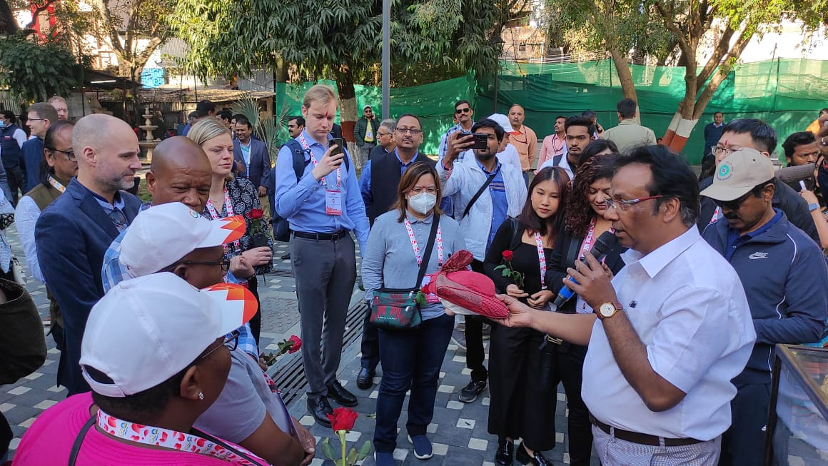Holkari turban shown to guests in heritage walk, fed jalebi poha