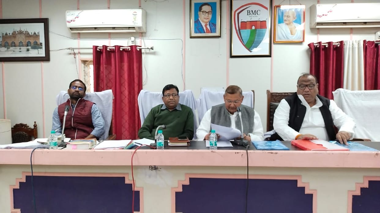 Budget of Rs 355 crore passed in a stormy meeting of Municipal Corporation
