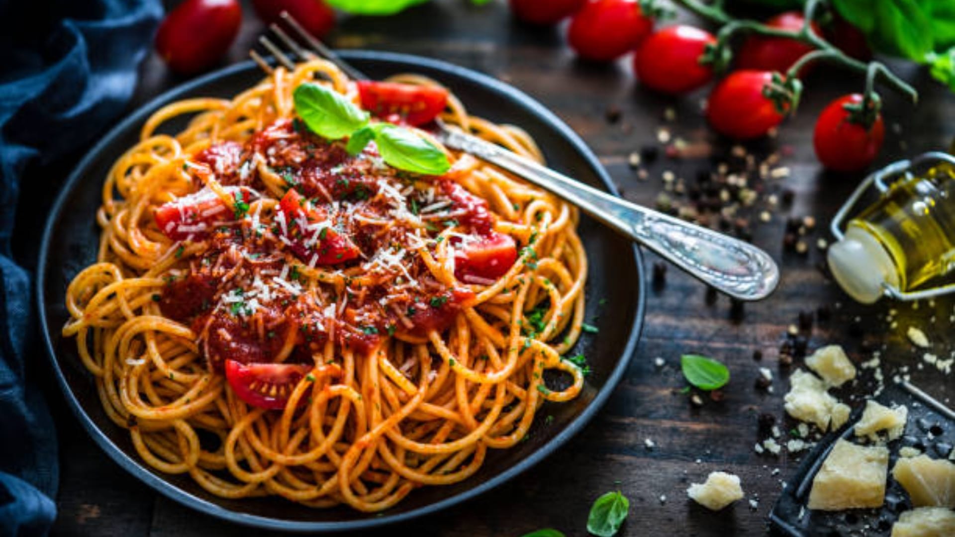 Valentine Day 2023 how to make Spaghetti pasta for your partner in dinner night