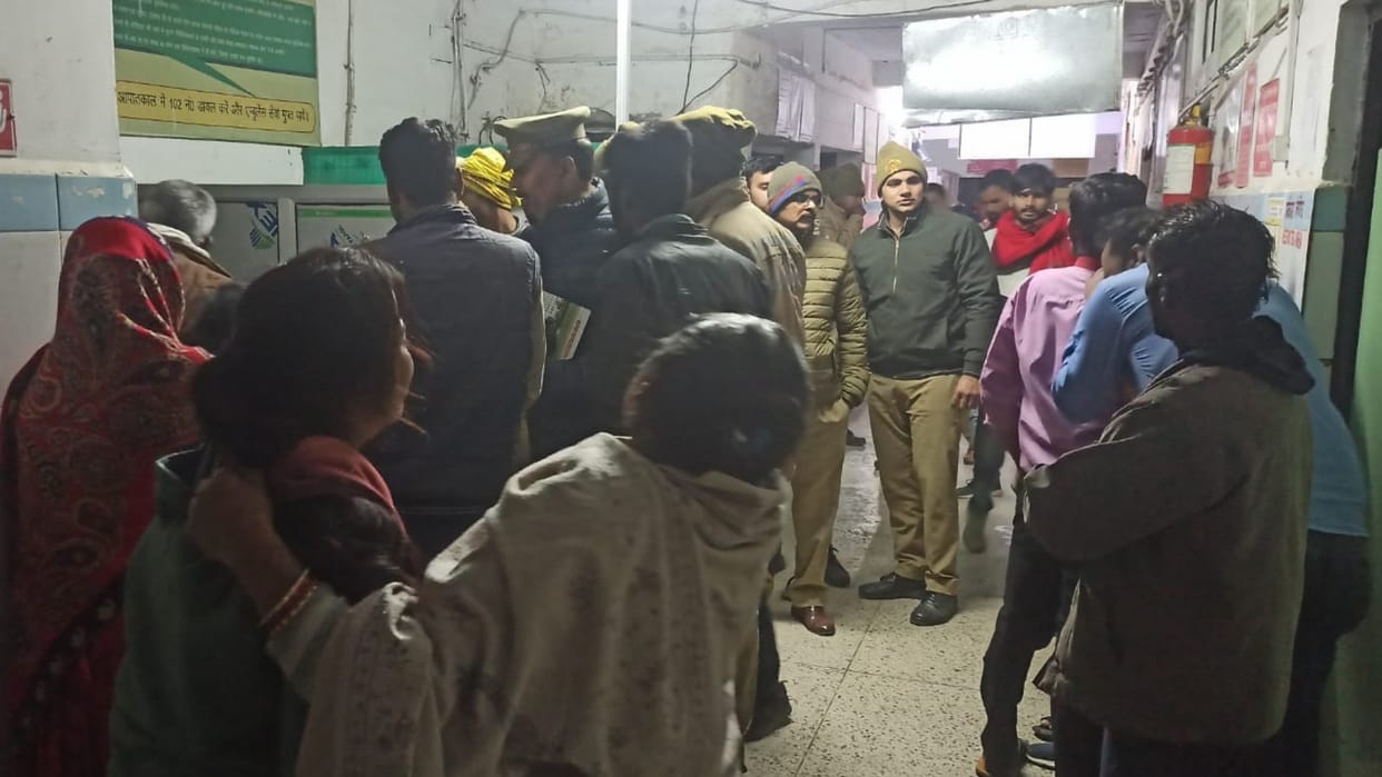 Three died in a road accident in Sidhauli Kotwali in Sitapur.