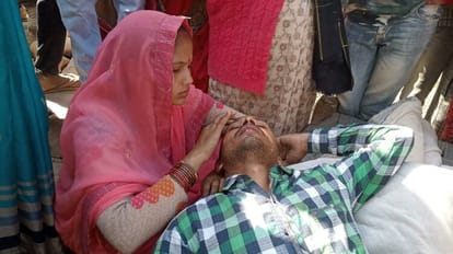 Kanpur Fire Case: इकलौती बेटी के हाथ पीले करने की चल रही थी तैयारी, भाई बोले- अब कौन बांधेगा राखी पति शिवम को सांत्वना देतीं शालिनी