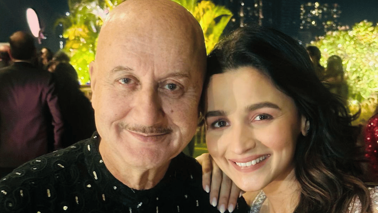 Anupam Kher met Alia Bhatt on Sidharth Malhotra Kiara Advani Wedding Reception Shared photo with Special note