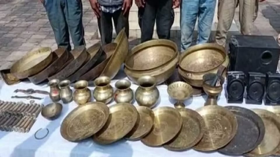 Assam News Updates Police apprehends 11 thieves recovers stock of copper utensils in Biswanath