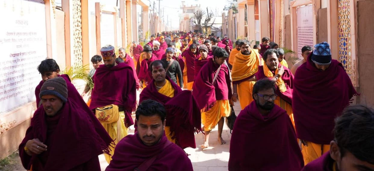 Day-long Mahayagya, Brahmins put sacrifices in 110 kunds