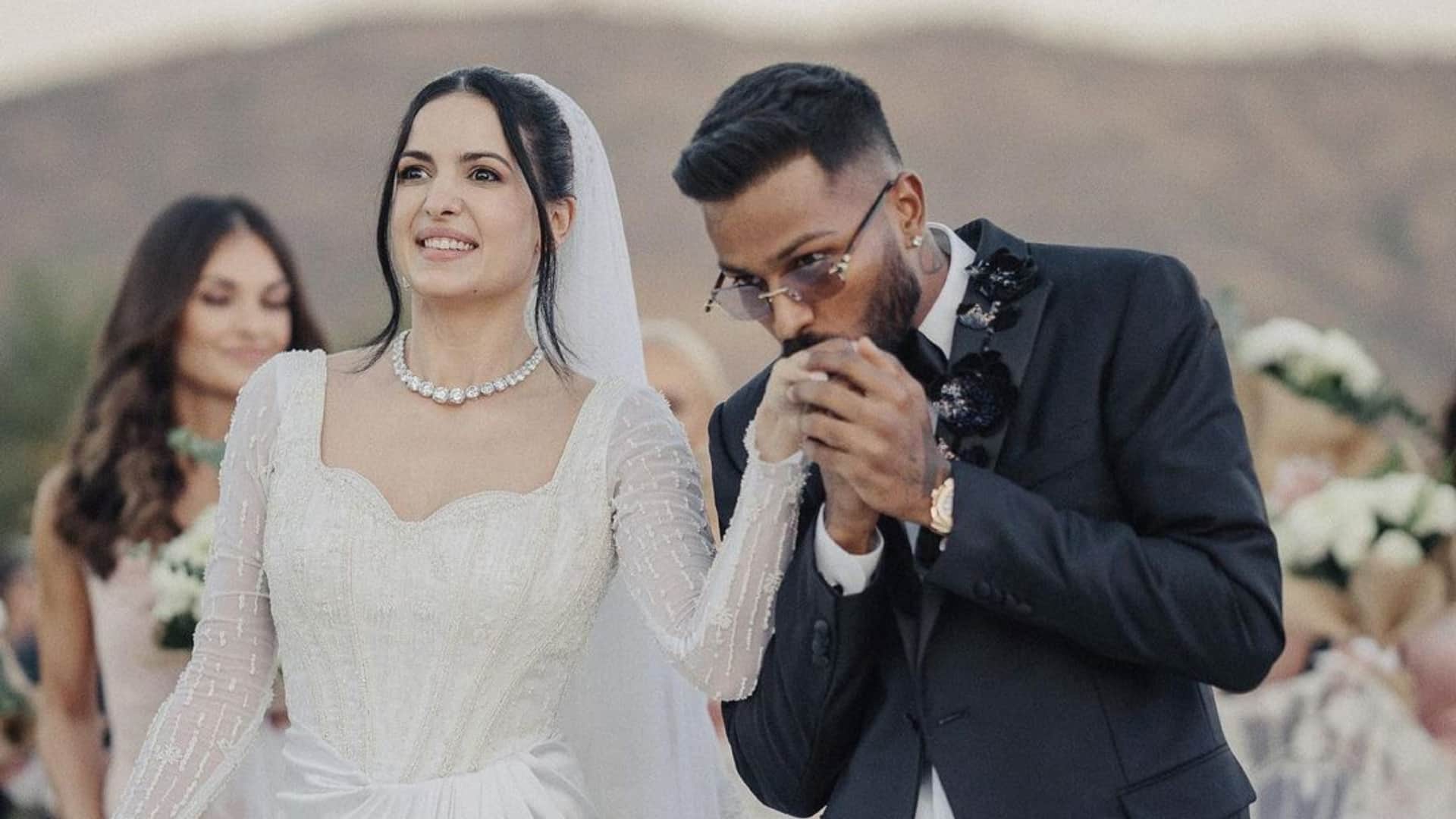 Hardik Pandya, Natasa Stankovic share official wedding pics from Udaipur; Watch Hardik Natasa Wedding Photos