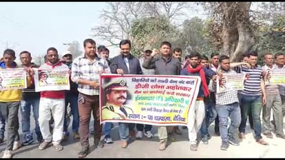 Bihar with IG Vikas Vaibhav IPS and against DG Sobha ahotkar on bihari and abusive language