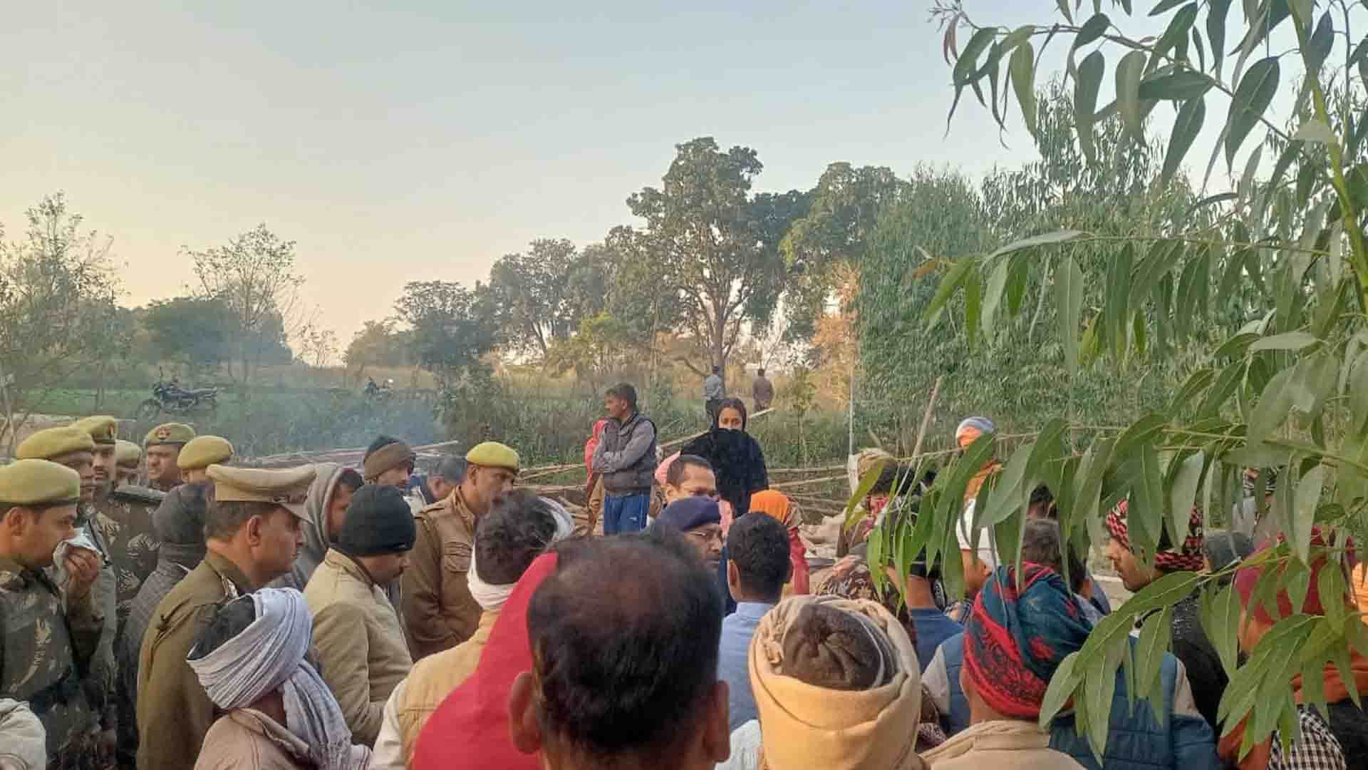 Kanpur Dehat Fire Case,Thirteenth of mother-daughter took place in Madauli