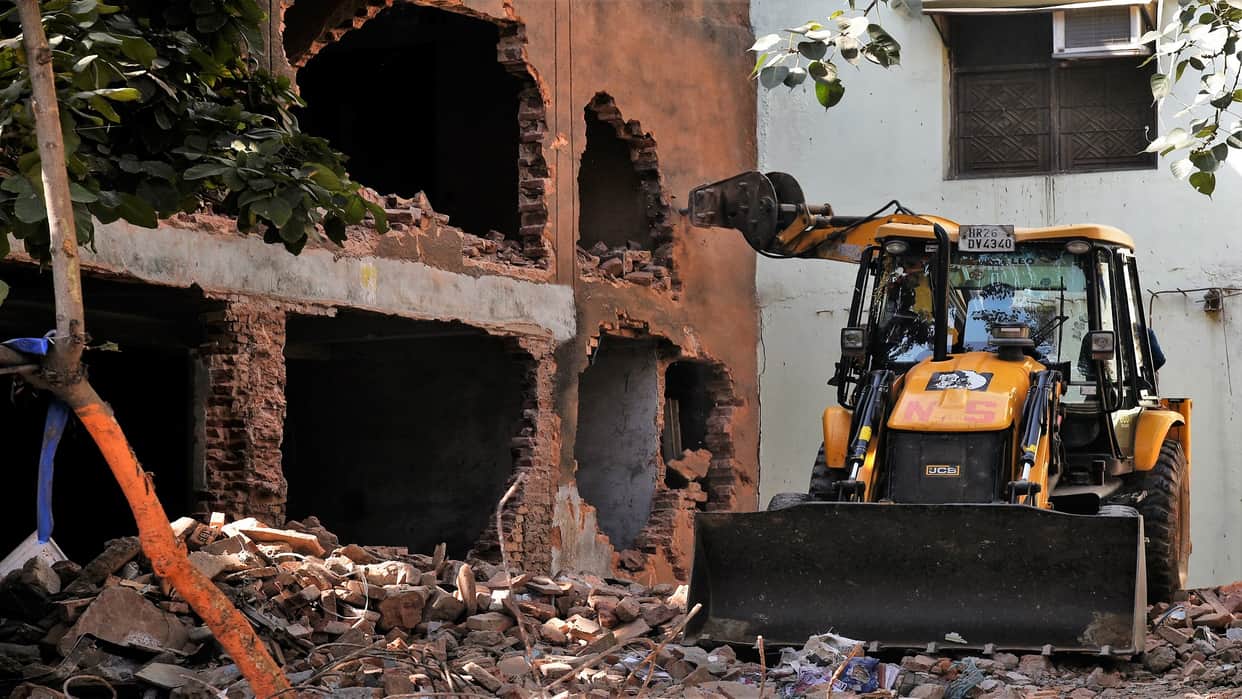 Mehrauli case Revenue Minister Kailash Gehlot ordered to measure the area