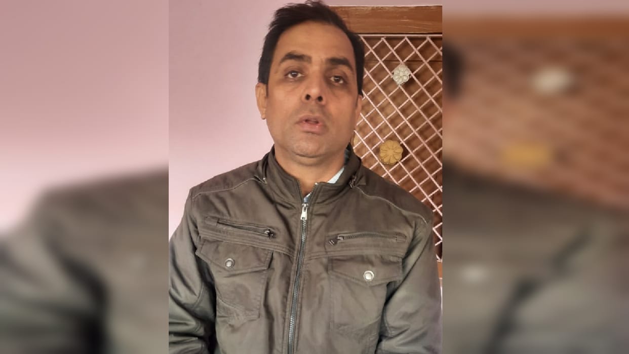 6 lakh 24 thousand looted from manager of gas agency in broad daylight