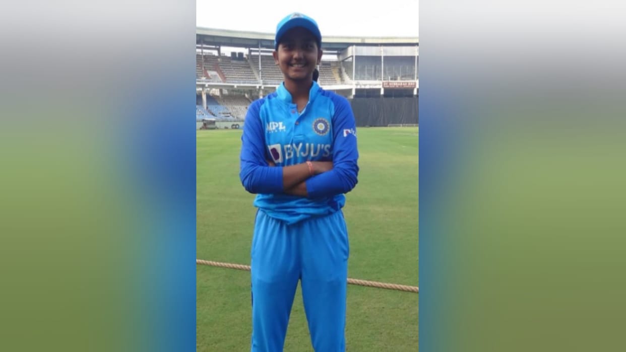 Meerut News : Parunika Sisodia selected in Women IPL from Gujarat Giants