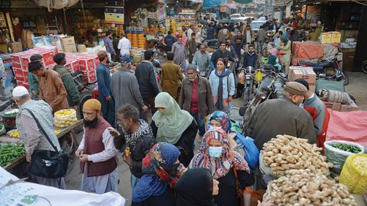 Pakistan Crisis continues as milk price hits Rs 210 in Karachi