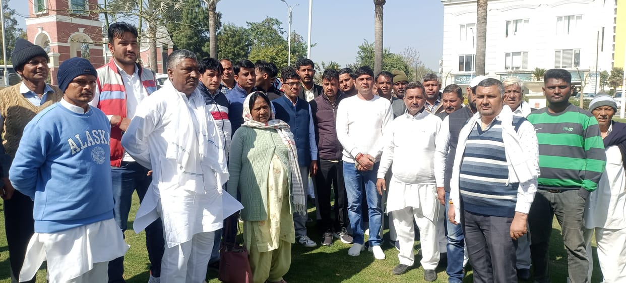If the rural MLA was not found at home, the sarpanches handed over the memorandum to the brother