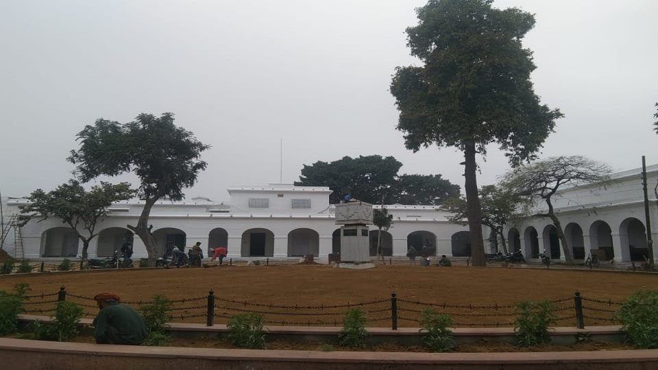 Changed face of Aligarh old collectorate and minority welfare office