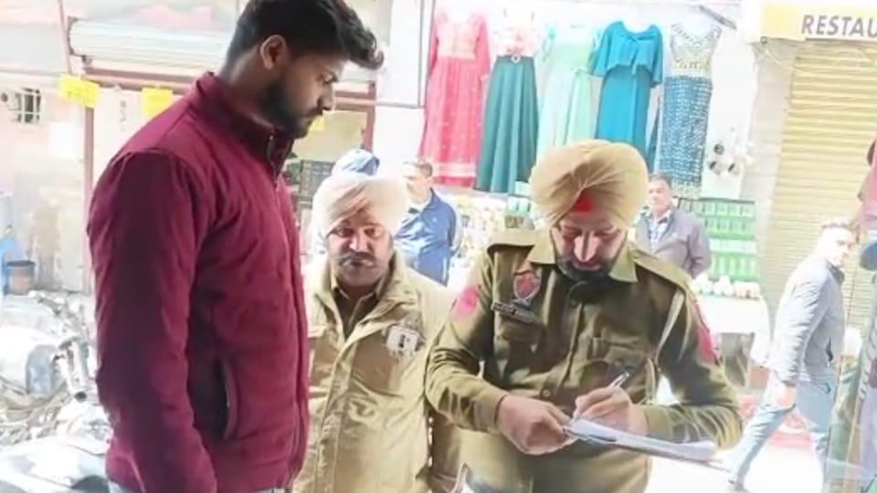 Theft in Handloom Shop in Abohar