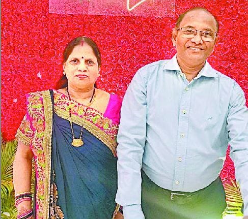 Valentine's Day special: Love kept alive even after 50 years of marriage, read love story of romantic couples
