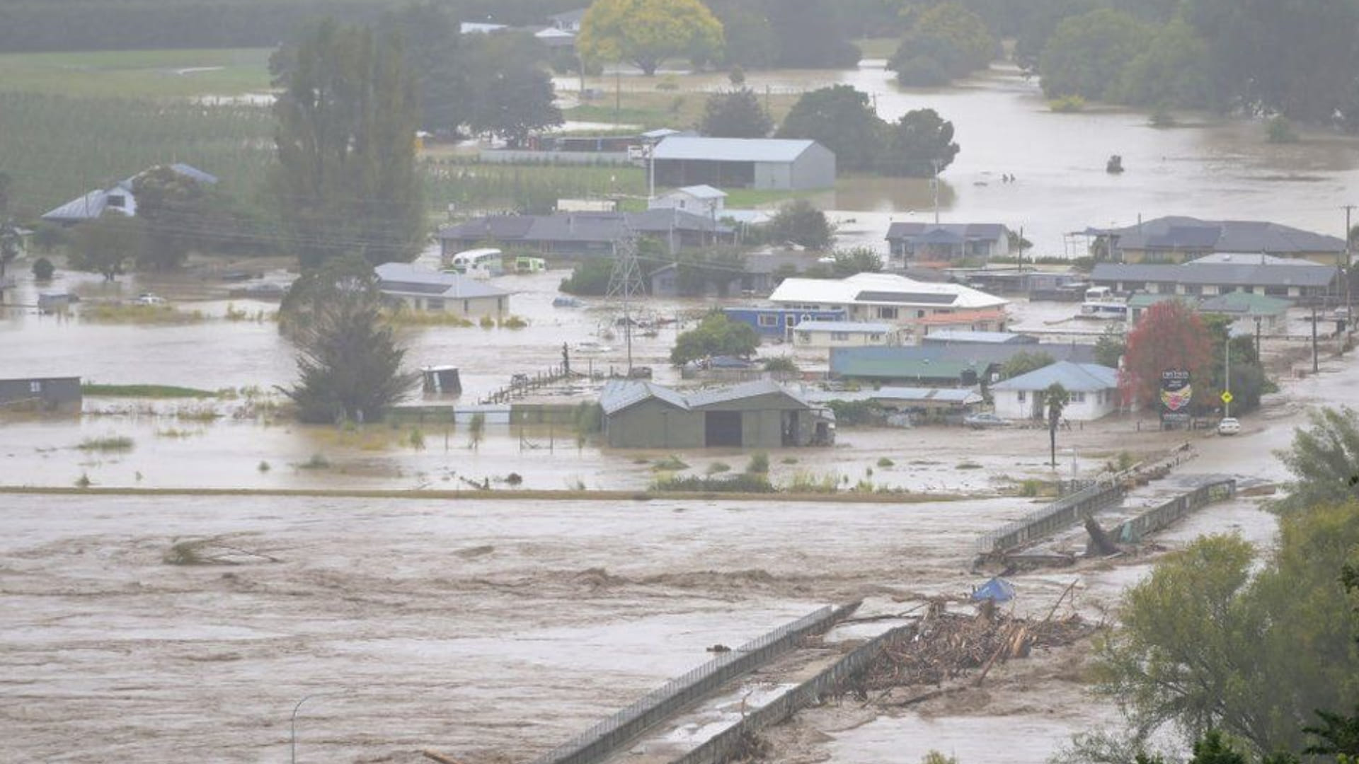 Cyclone Gabriel: Winds at a speed of 250, houses submerged in floods, storm devastation in New Zealand