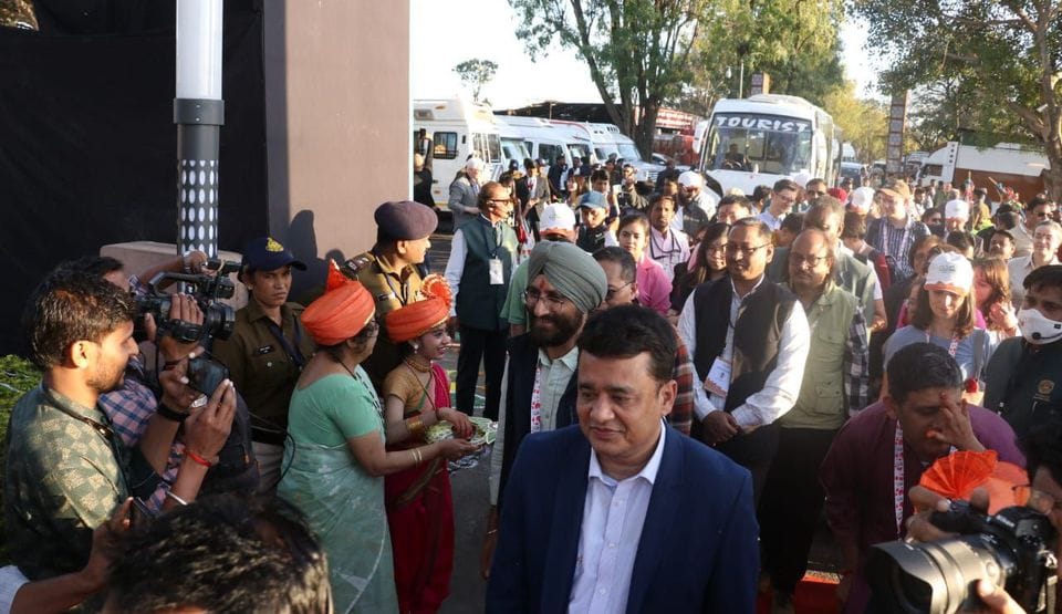 g20 summit indore rani rupmati mandu valentine day