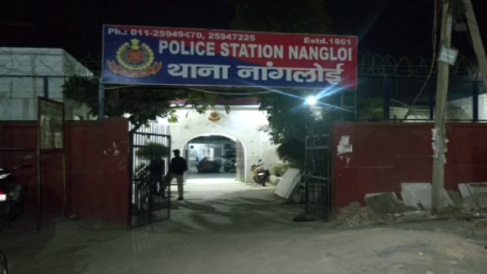 Delhi : youth allegedly stabbed to death in the Nangloi